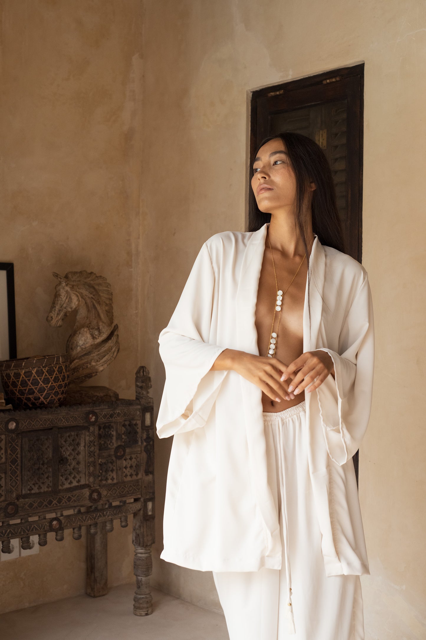 Minimal kimono set