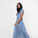 Vestido Cruzado Estampado Azul