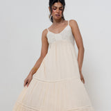 Vestido Bordado Romántico