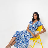 Vestido Cruzado Estampado Azul